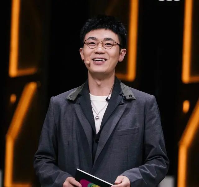 大鹏|情商最低的主持人出现了？连续两期发言，都让气氛尬上加尬
