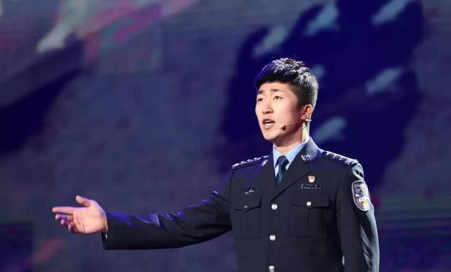 据海报新闻报道,办案民警王赫回忆,那封举报信中写道:1991年,宋琦带着