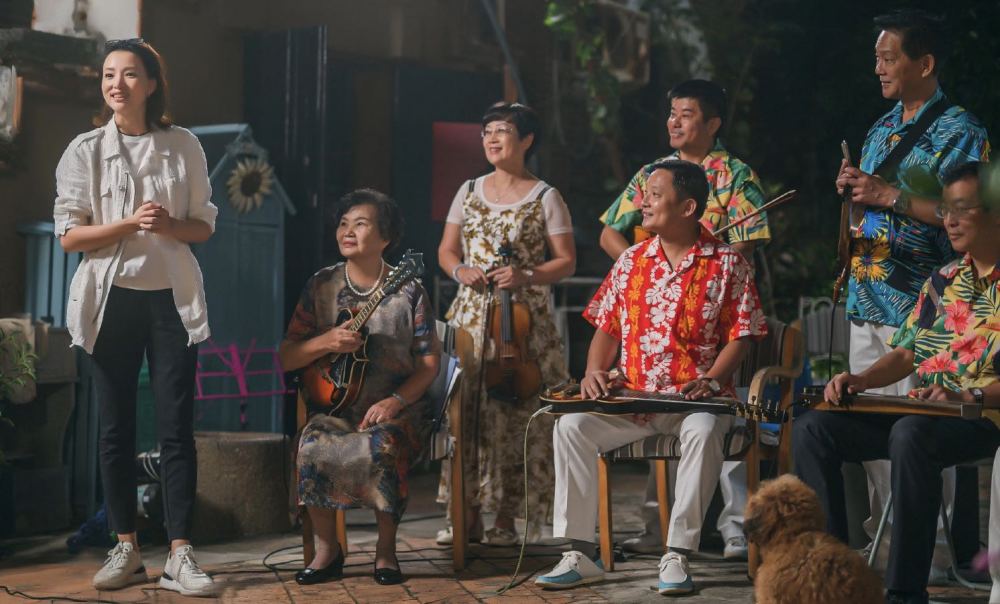 董卿|46岁董卿投入工作每天只睡四小时，近照曝光容颜憔悴惹人怜