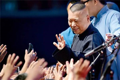 德云社的商演之所以受到观众们的欢迎,是因为郭德纲非常清楚,只有说