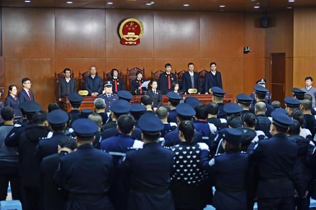 起底辽宁宋氏兄弟:最大靠山升官主动做伞,充当代言助其狂捞40亿_腾讯