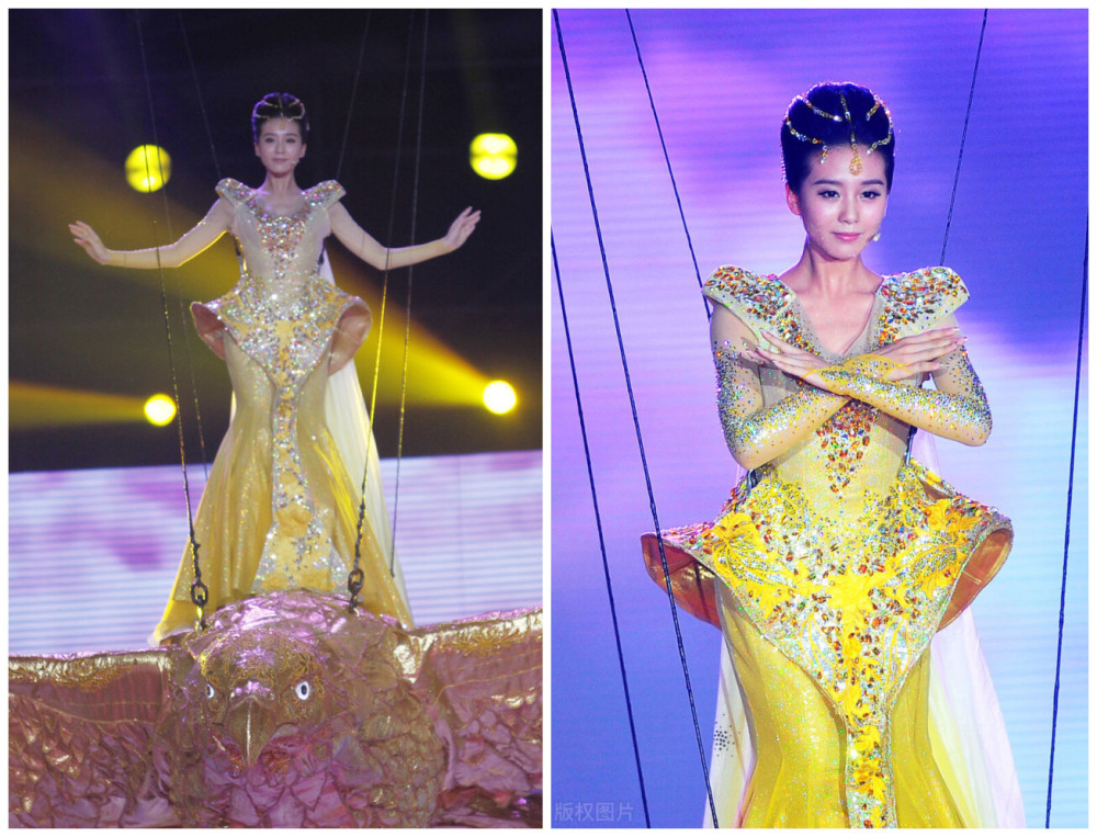 迪丽热巴|丑出新高度？新金鹰女神战袍像“一地鸡毛”，最美还是热巴赵丽颖