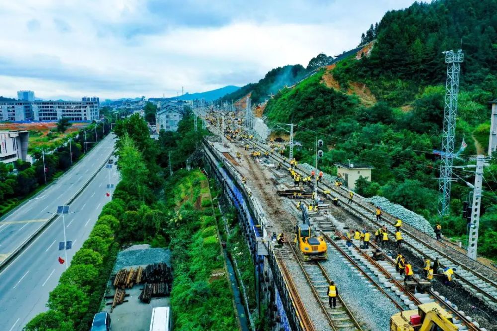 焦柳铁路电气化改造工程传来好消息站场升级改造工程完工