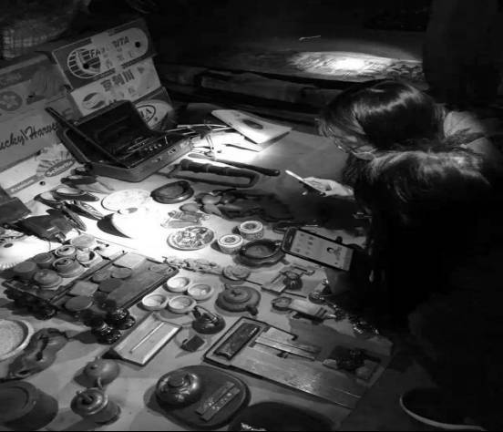 鬼市|凌晨三点的北京鬼市，太阳出来就消失，您敢去吗？