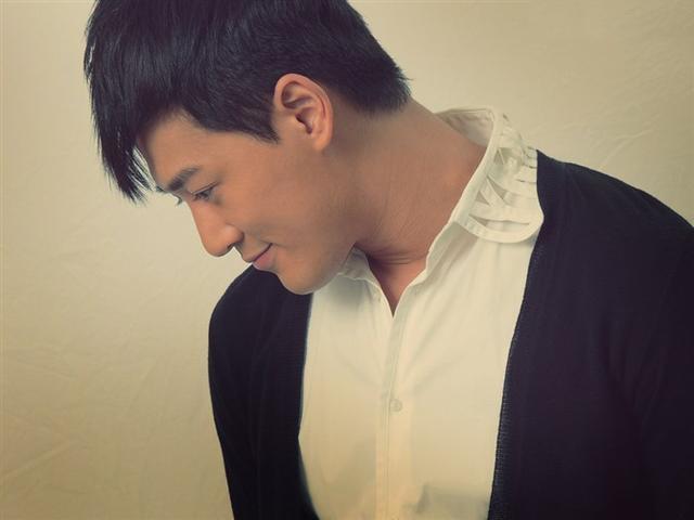 使徒行者3|《使徒行者3》口碑难超巅峰，“背弃”TVB后，40岁林峰出路在哪？