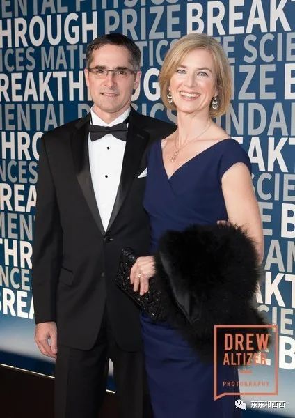 诺贝尔奖|美丽有智慧，人狠话不多，今年的诺奖得主也太好看了吧……