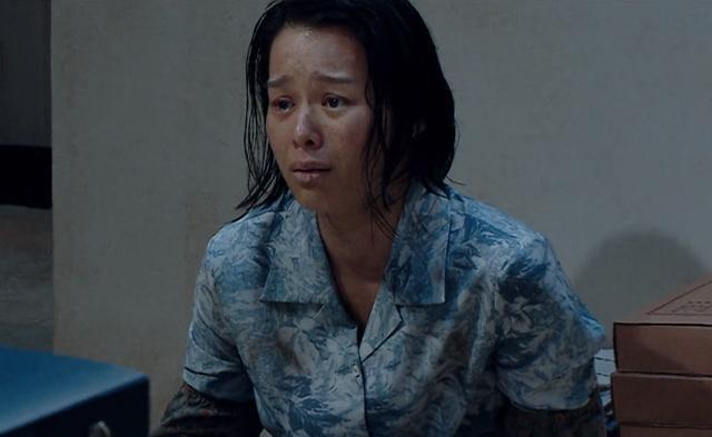 胡杏儿|陈凯歌一张S卡，让胡杏儿激动落泪，她凭什么得到肯定？