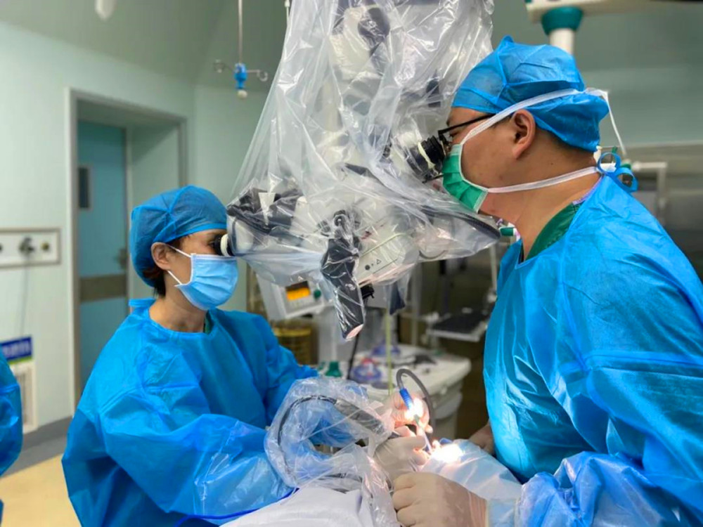 云南昆钢医院成功开展"耳显微外科手术"