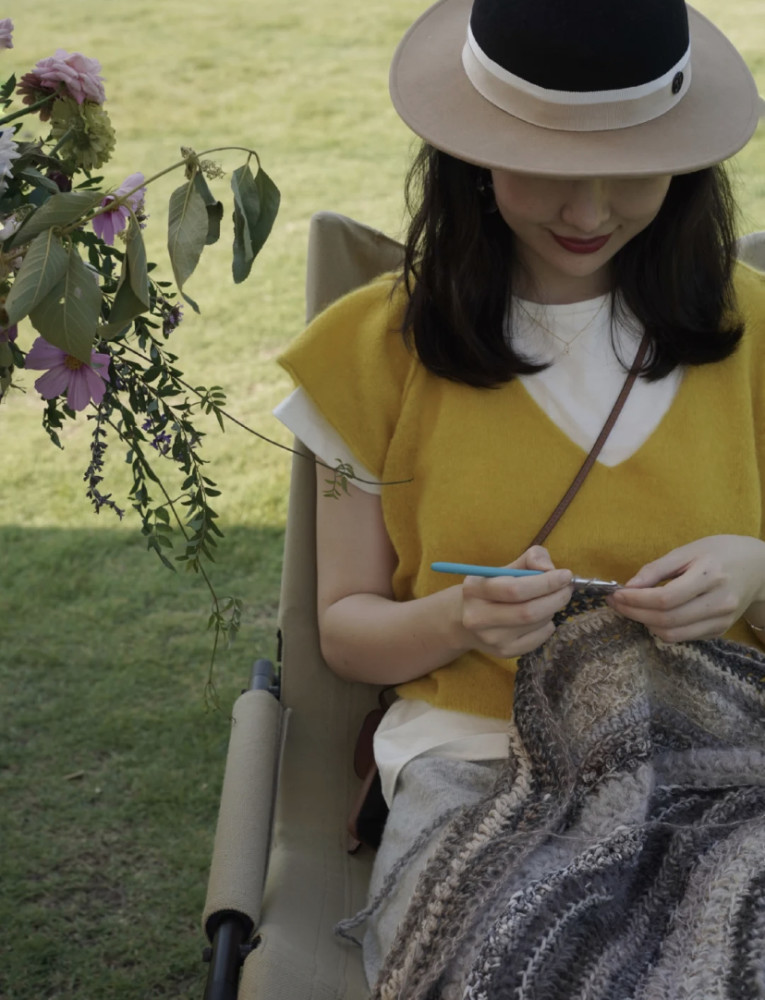 董花花|董花花晒贵妇生活，成功捍卫婚姻后状态佳，张大奕事业却遭重击