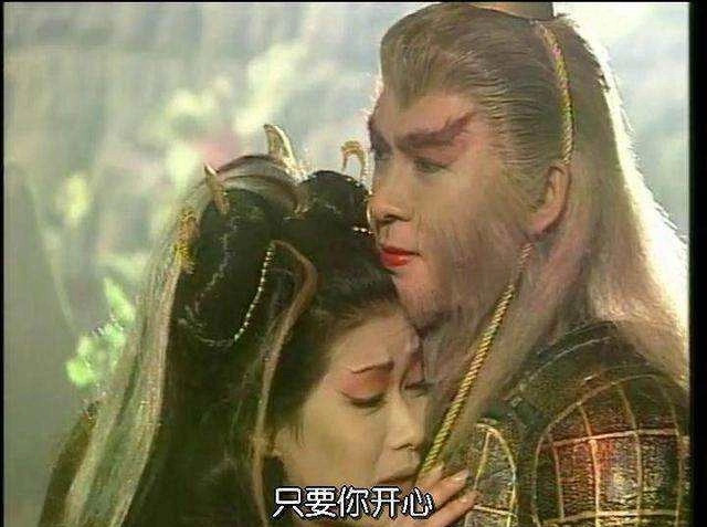 同样是妖王,白夭夭靠令牌,聂倾城靠妖族戒指,仅她血统高贵生而为王!