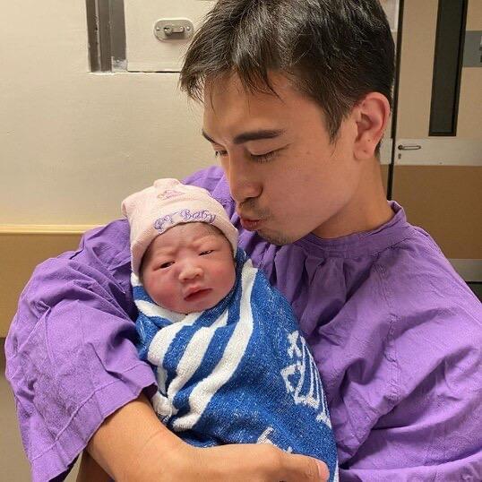 tvb|恭喜！前TVB香港先生当爸，老婆痛25小时，顺产变剖腹产生下女儿