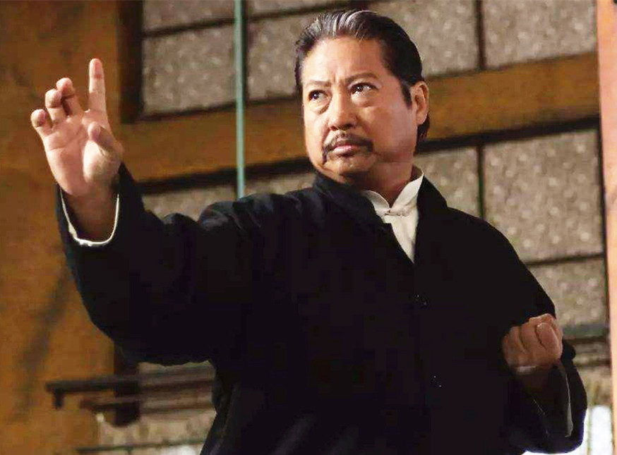 洪金宝|洪金宝韩国前妻近照，打扮时髦贵气十足，生3儿1女离婚29年仍单身