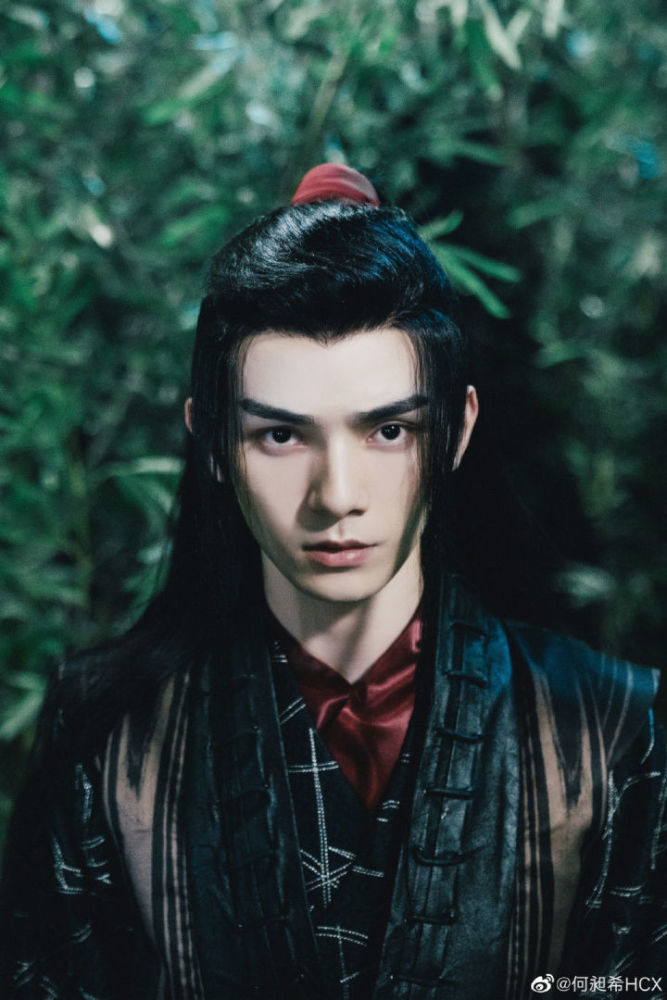 何昶希|何昶希，郭敬明不是在捧你，而是在害你