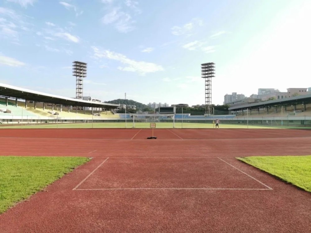 番禺区英东体育馆部分场地调整开放时间