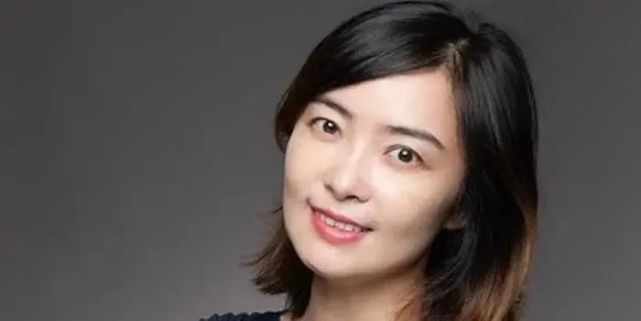 想起另外一个复旦大学的女教授,于娟在她的《此生未完成》中写道:"在