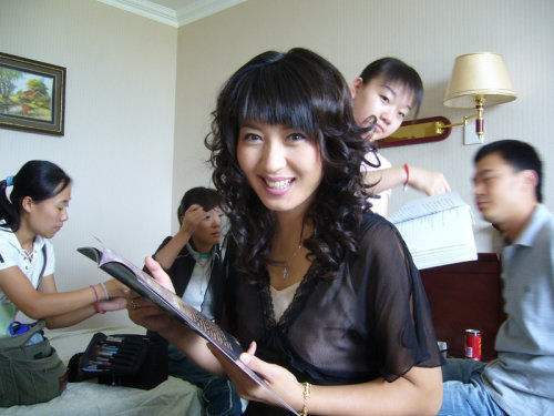 闫学晶婚礼说漏嘴,林越已成往事,"马先生"依旧成谜