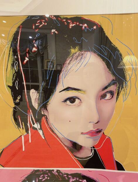 王诗龄|李湘晒女儿穿校服美照，11岁王诗龄瘦了许多，变瓜子脸美过妈妈