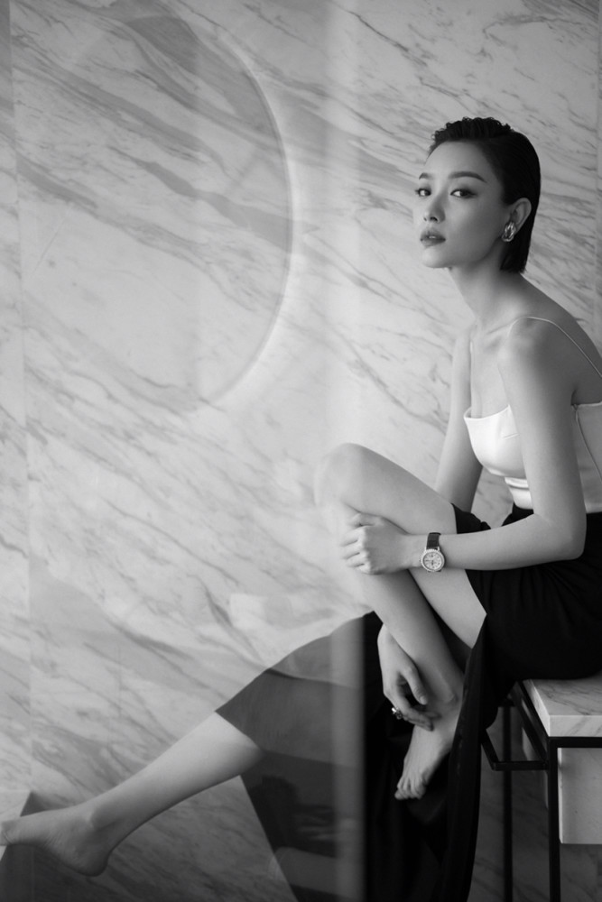 "黑白简约 倪妮"_腾讯新闻