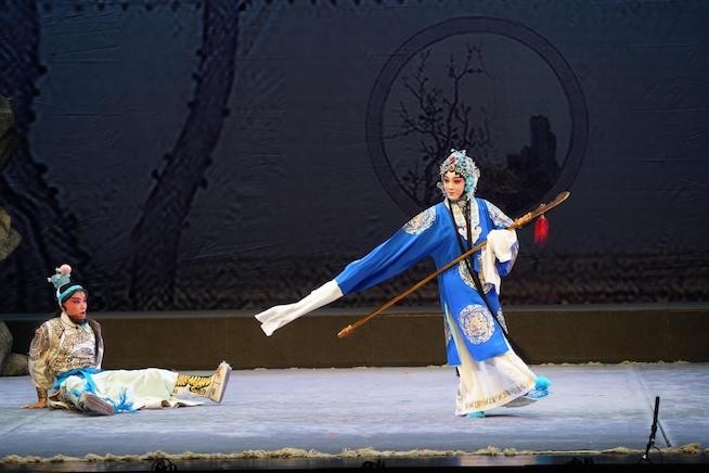 上海戏剧学院|一场学生演出为何吸引70万人在线观看，30万人点赞？