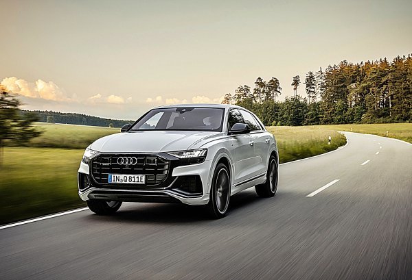 奥迪推出混合动力q8 tfsi e quattro