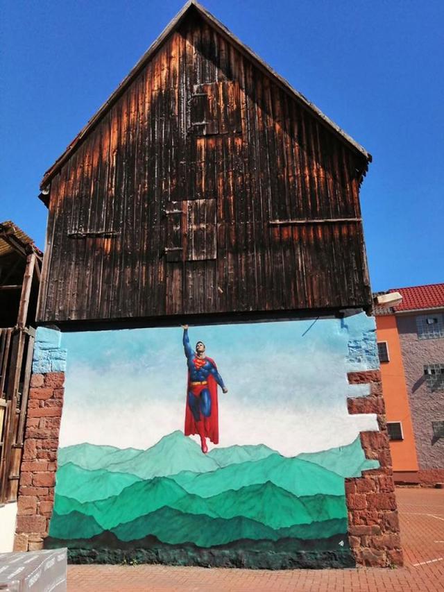 街头艺术|英国“流浪汉”的30张涂鸦照片，破砖烂瓦玩成这样，你考虑它们的感受了么