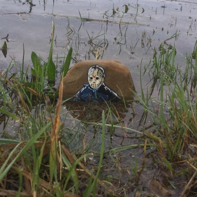 街头艺术|英国“流浪汉”的30张涂鸦照片，破砖烂瓦玩成这样，你考虑它们的感受了么