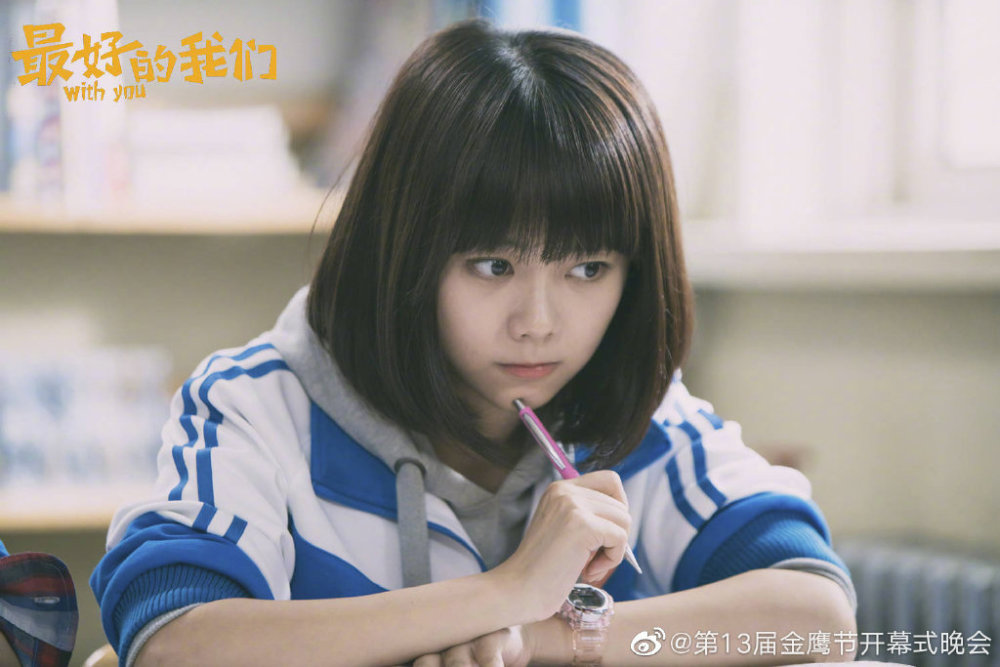 谭松韵|硬刚了？谭松韵经纪人点赞内涵宋茜微博，金鹰女神一波三折