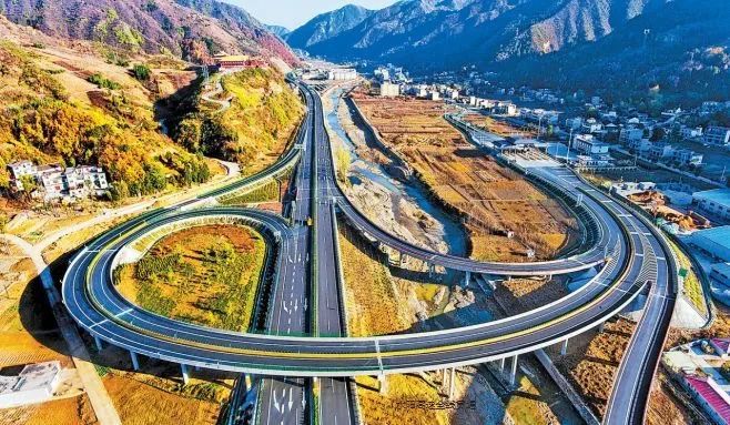 水阳高速建成通车,西康高铁,西十高铁,丹宁高速东段开工建设;商洛电厂