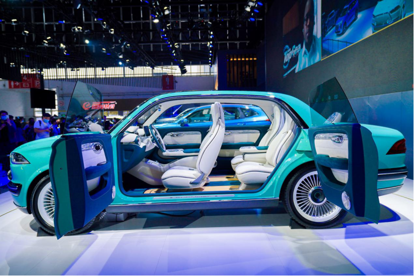 哈弗|撸猫遛狗，长城汽车“动物园”兵工厂养成记