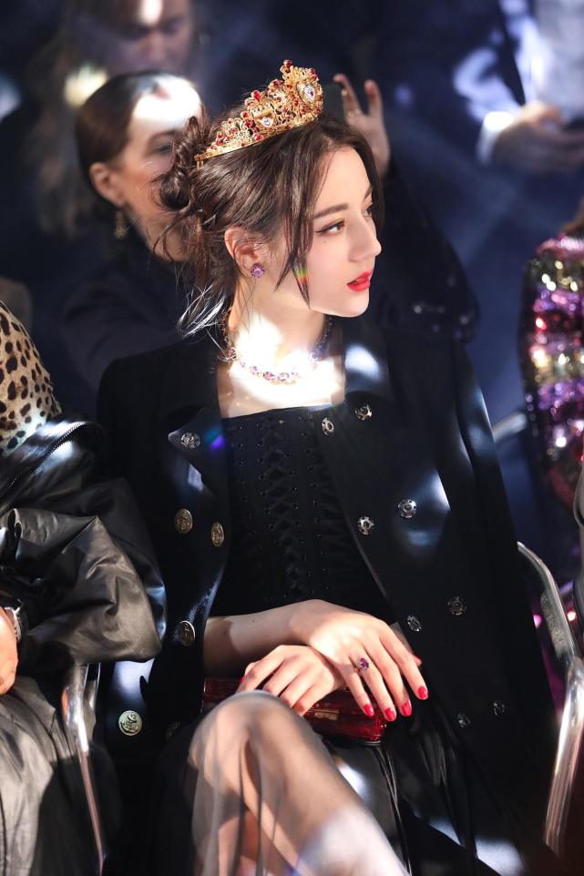 现在内娱的四大顶流女明星!热巴排名让人服气,而她却人气下滑