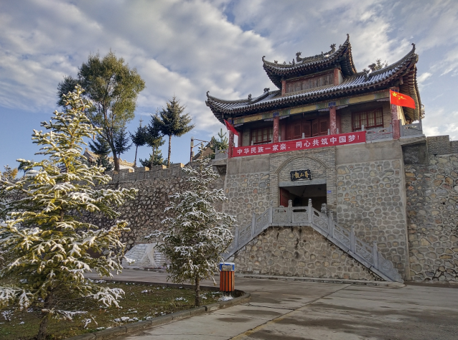 是秋日的雪景,一样魅不可挡麻武雪景泾州观察2020素材来自崆峒发布
