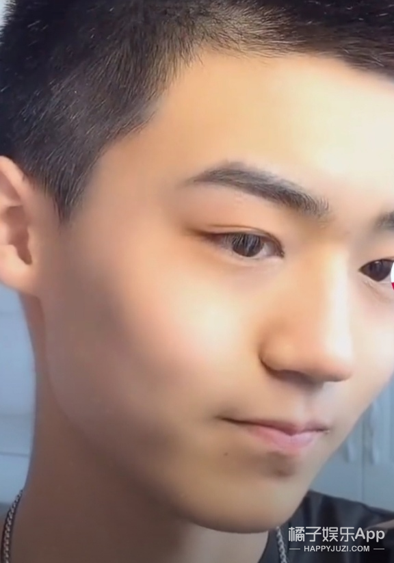 岳云鹏|这不是同一个人吗？