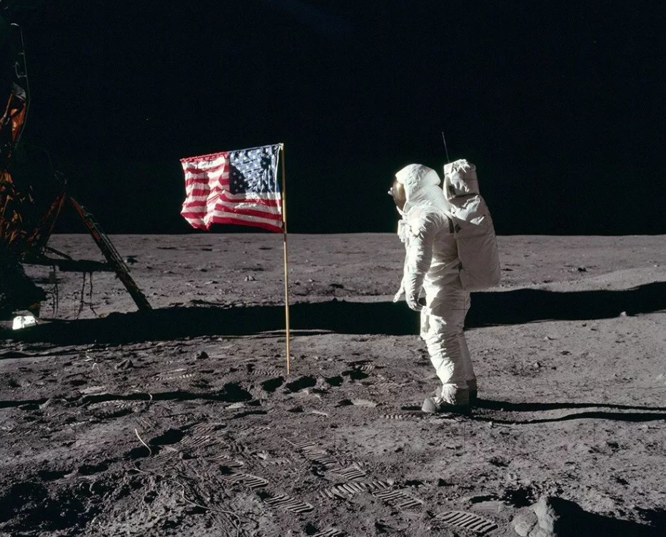 阿波罗|阿波罗十一号被遗忘的英雄，他在月球背面失去联系47分钟！