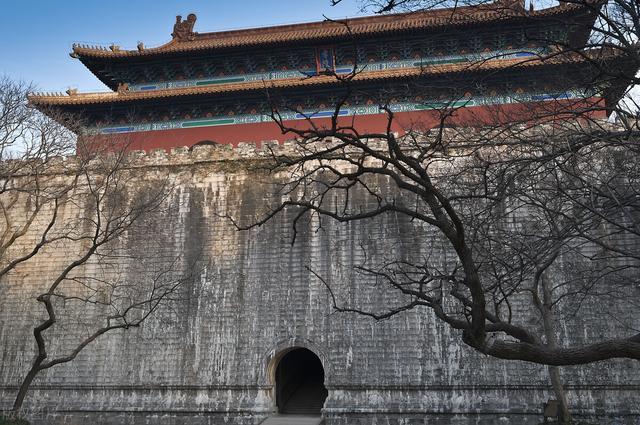 身为傀儡的小明王韩林儿为什么不主动禅让非要朱元璋动手