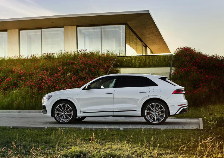 奥迪q8新能源预售