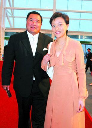 杨澜的成名史,和她生命中举足轻重的4个男人