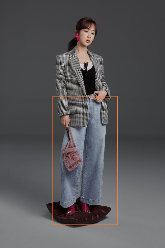 杨紫|杨紫发文：只能说长发跟我无缘叭，看完配图，感觉杨紫真说对了