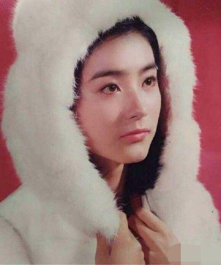 林青霞|爱了秦汉23年，却做了别人后妈，66岁的林青霞终究输给了现实