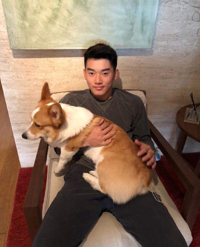 大儿子林子豪年纪轻轻就已经是一个学霸啦!