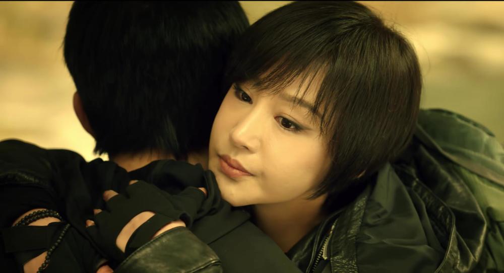 多亏《重启》最后6集的换脸术,才知道朱一龙版吴邪有多好