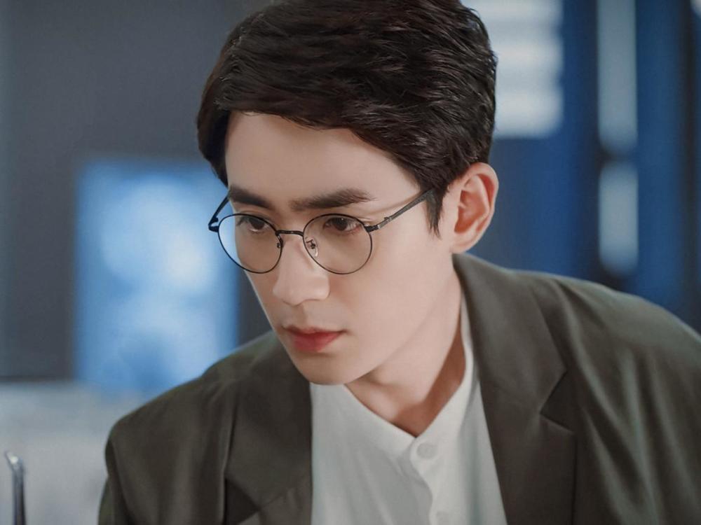 朱一龙|朱一龙粉丝晒采访生图，网传结婚生子未影响事业，期待《叛逆者》