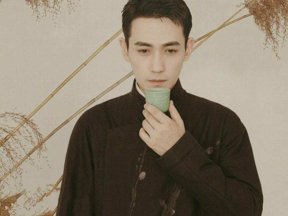 朱一龙|朱一龙粉丝晒采访生图，网传结婚生子未影响事业，期待《叛逆者》