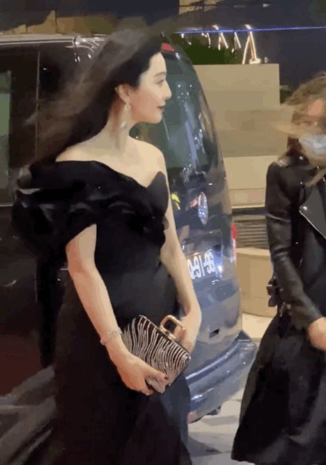 范冰冰|范冰冰压轴走红毯，遇刮风天气，秀发飞扬被赞绝美