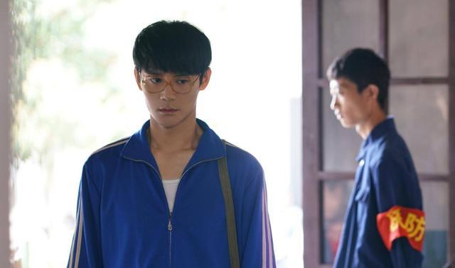 王凯|年纪大就演不了高中生？为何王凯36了，演高中生还8.8分