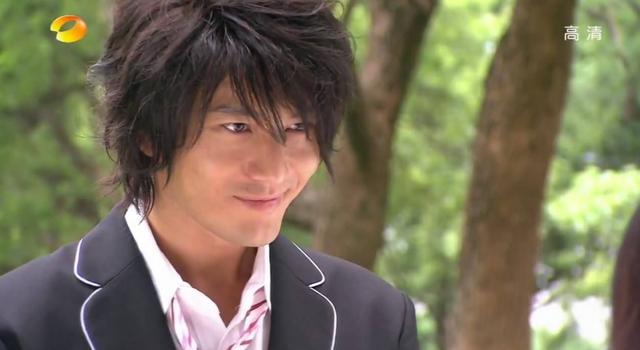 王凯|年纪大就演不了高中生？为何王凯36了，演高中生还8.8分