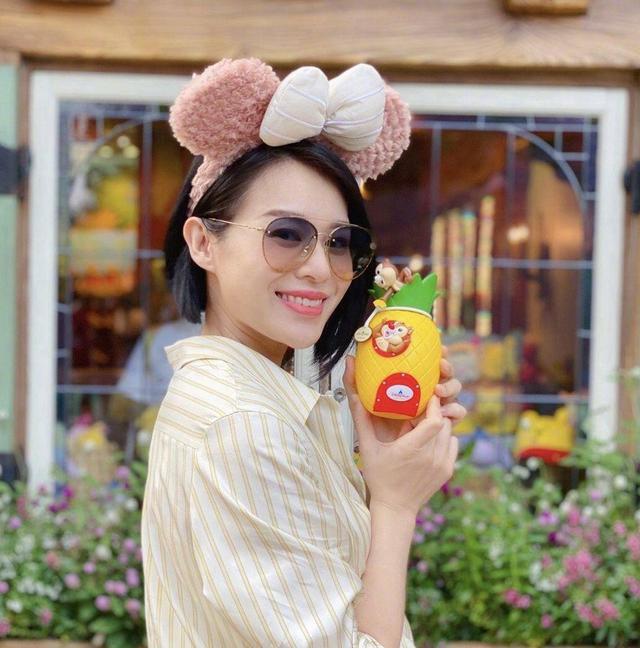 胡杏儿|胡杏儿的漂亮“翻身仗”，从“最丑港姐”到如今凭内地综艺爆红