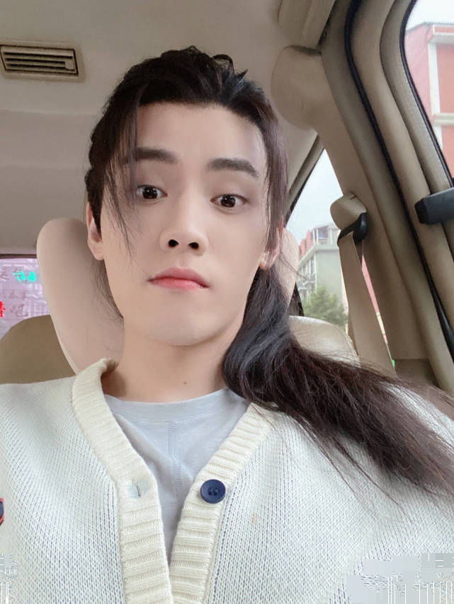 林湖|疑任豪前女友发文怒斥：为他隐瞒恋情介绍资源，他却频繁撒谎逃避