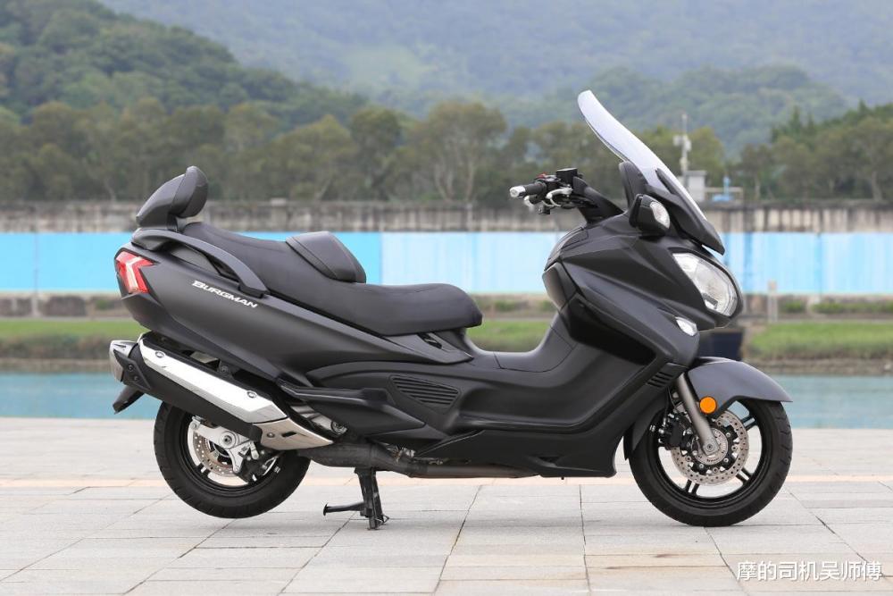 踏板传说今犹在不见当年汉堡人铃木burgman650竟这么豪横