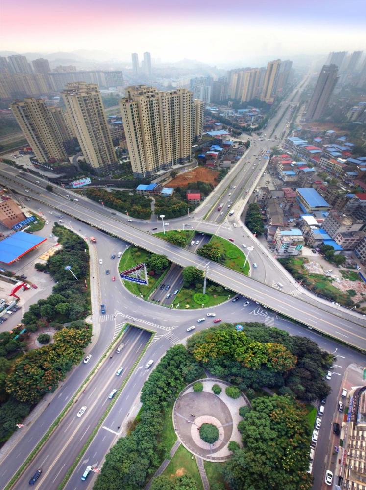 邵阳大祥立交桥一个三层环形立体交叉型桥梁雄壮雄伟展雄风