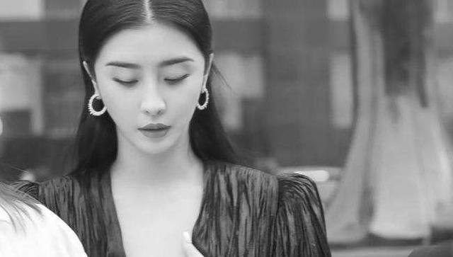 赵小棠|赵小棠又说自己像王祖贤了，可是从身高到颜值，哪点像了？